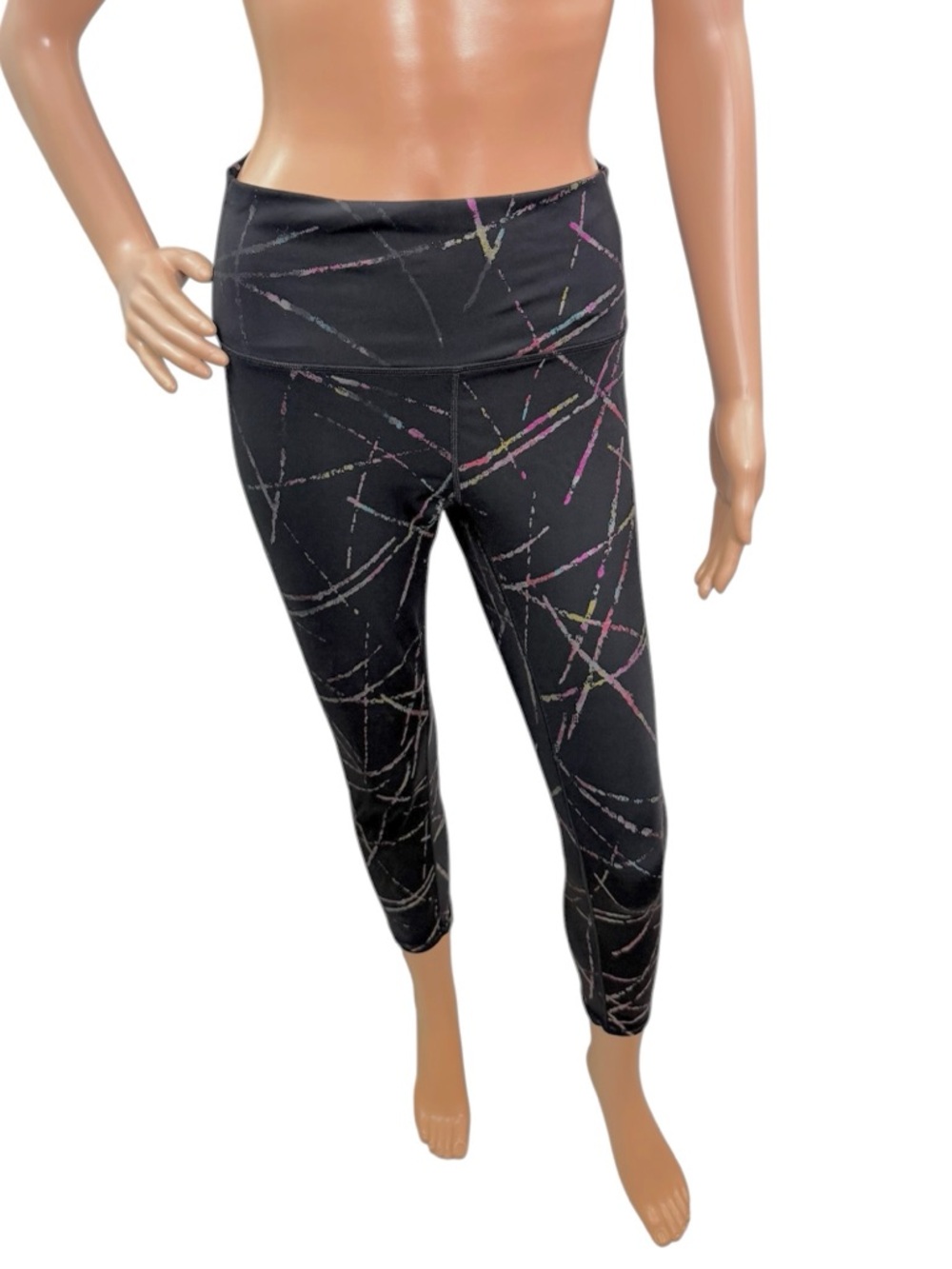 Zyia Women’s Size M 8-10 High Rise  Abstract Metallic Black 7/8 Leggings